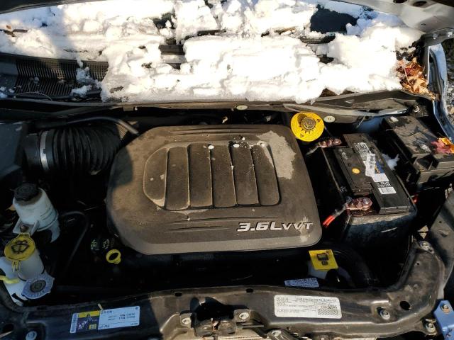 Photo 12 from auction – 2016 CHRYSLER TOWN & COU with VIN 2C4RC1BG6GR215901