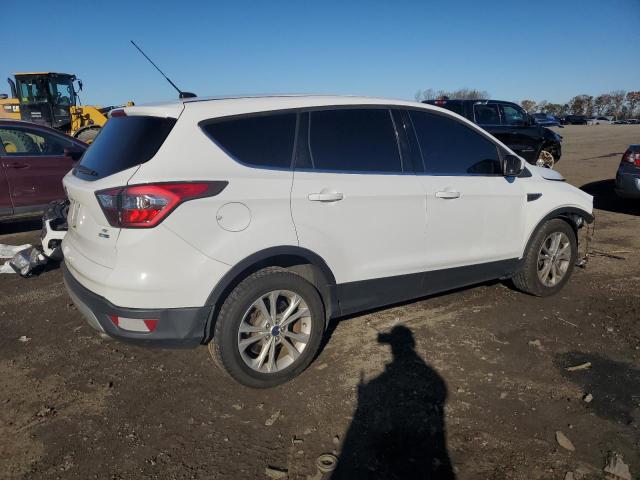 Photo 3 from auction – 2017 FORD ESCAPE SE with VIN 1FMCU9G97HUA10258