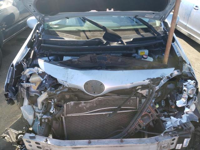 Photo 11 from auction – 2016 TOYOTA PRIUS V with VIN JTDZN3EU0GJ043053