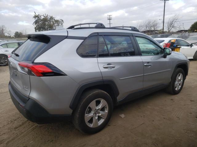 Photo 3 from auction – 2021 TOYOTA RAV4 XLE with VIN 2T3P1RFVXMC151837