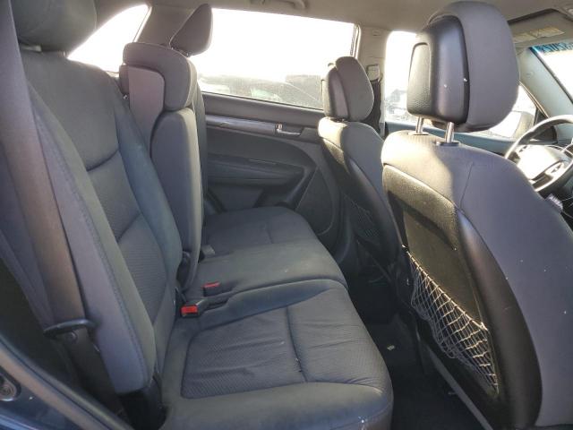 Photo 11 from auction – 2013 KIA SORENTO LX with VIN 5XYKT3A13DG367872