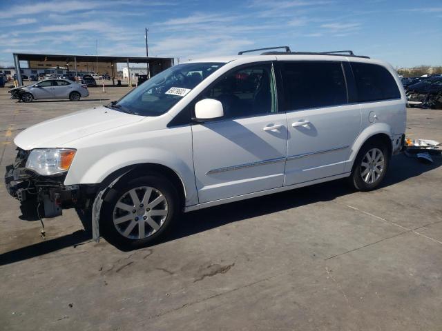 Photo 1 from auction – 2016 CHRYSLER TOWN & COU with VIN 2C4RC1BG3GR289390