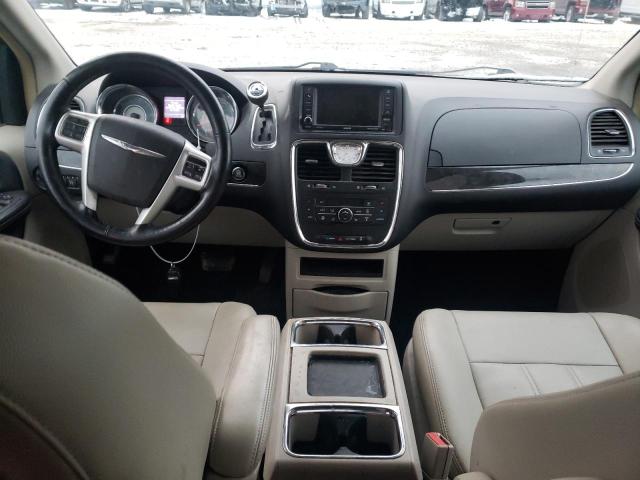 Photo 8 from auction – 2015 CHRYSLER TOWN & COU with VIN 2C4RC1BG8FR596956