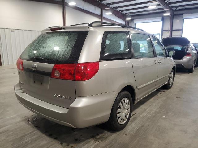 Photo 3 from auction – 2010 TOYOTA SIENNA CE with VIN 5TDKK4CC4AS319772