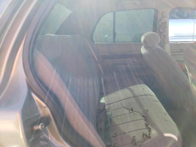 Photo 10 from auction – 2001 MERCURY GRAND MARQ with VIN 2MEFM74W51X604327