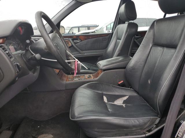 Photo 7 from auction – 2002 MERCEDES-BENZ E 320 4MAT with VIN WDBJF82J92X063274