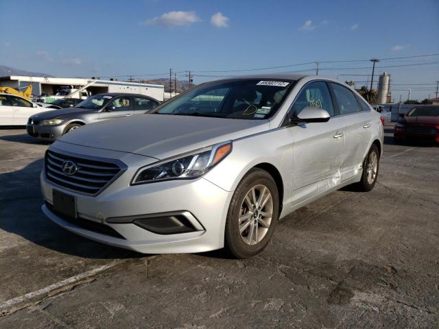 HYUNDAI SONATA SE 2017 with VIN 5NPE24AFXHH565476 - Photo from auction