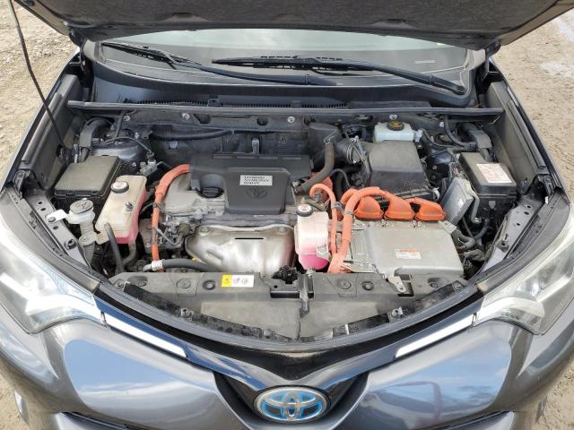 Photo 12 from auction – 2017 TOYOTA RAV4 HV LE with VIN JTMRJREV4HD077696