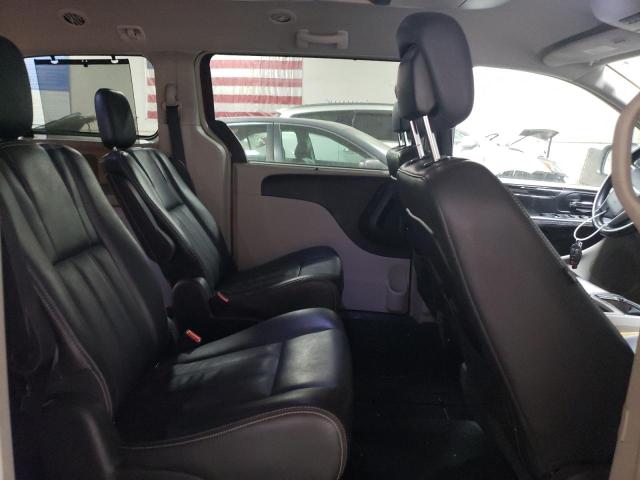 Photo 10 from auction – 2012 CHRYSLER TOWN & COU with VIN 2C4RC1CG9CR120953