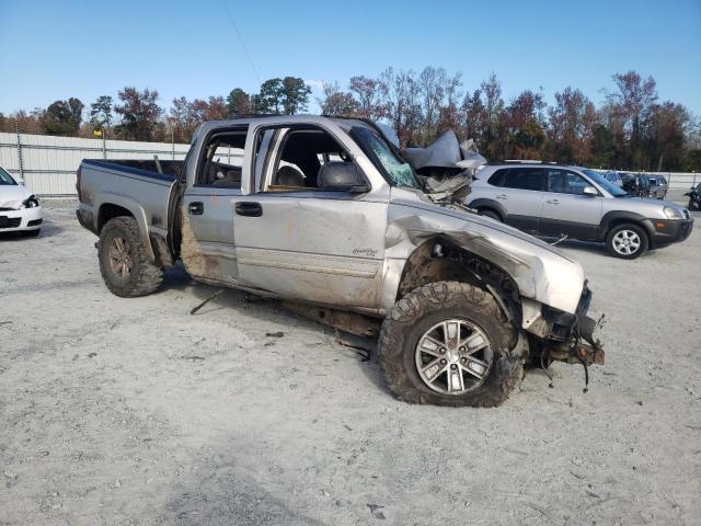 Photo 4 from auction – 2005 CHEVROLET SILV1500 2 with VIN 2GCEK13T951169070