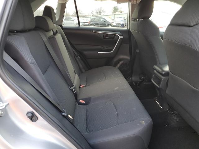 Photo 11 from auction – 2020 TOYOTA RAV4 LE with VIN 2T3F1RFV3LC082337