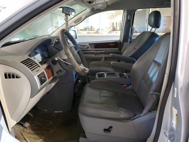 Photo 7 from auction – 2010 CHRYSLER TOWN & COU with VIN 2A4RR5D16AR206759