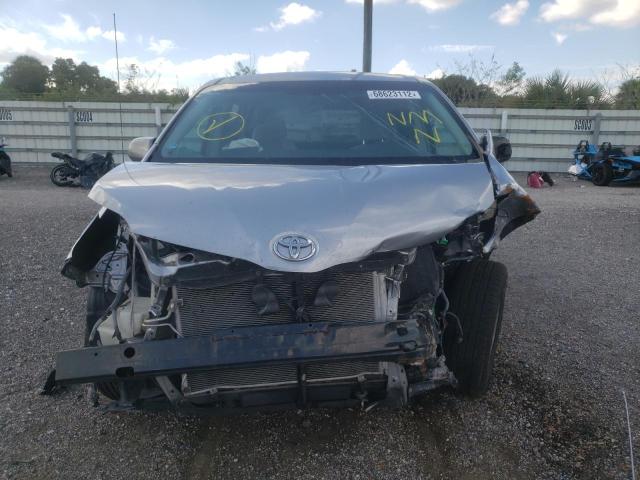 Photo 5 from auction – 2014 TOYOTA SIENNA with VIN 5TDZK3DCXES410722