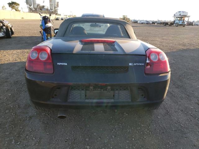 Photo 6 from auction – 2004 TOYOTA MR2 SPYDER with VIN JTDFR320040067749