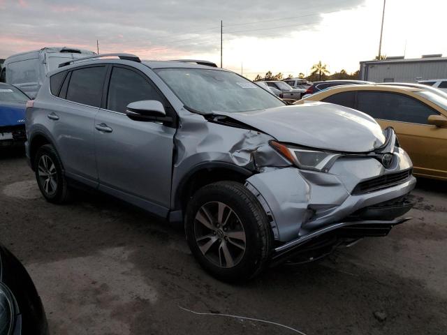 Photo 4 from auction – 2017 TOYOTA RAV4 XLE with VIN 2T3WFREV5HW348823
