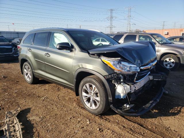 Foto 4 de la subasta – 2015 TOYOTA HIGHLANDER con VIN 5TDJKRFH3FS120669