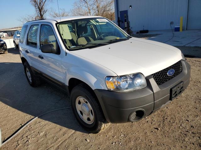 Photo 4 from auction – 2007 FORD ESCAPE XLS with VIN 1FMYU02Z57KC07898