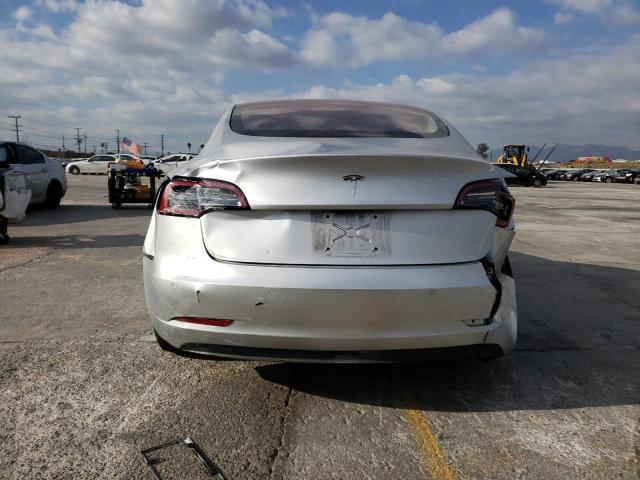 Photo 6 from auction – 2018 TESLA MODEL 3 with VIN 5YJ3E1EA7JF004071