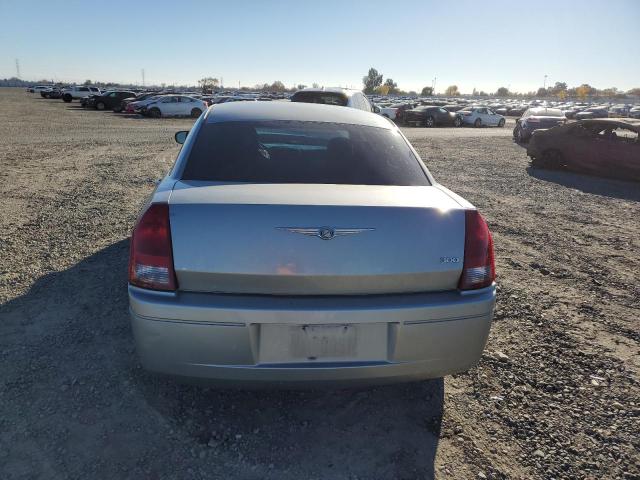 Photo 6 from auction – 2005 CHRYSLER 300 with VIN 2C3JA43R15H184178