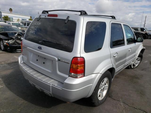 Photo 3 from auction – 2005 FORD ESCAPE HEV with VIN 1FMCU96H45KC73968