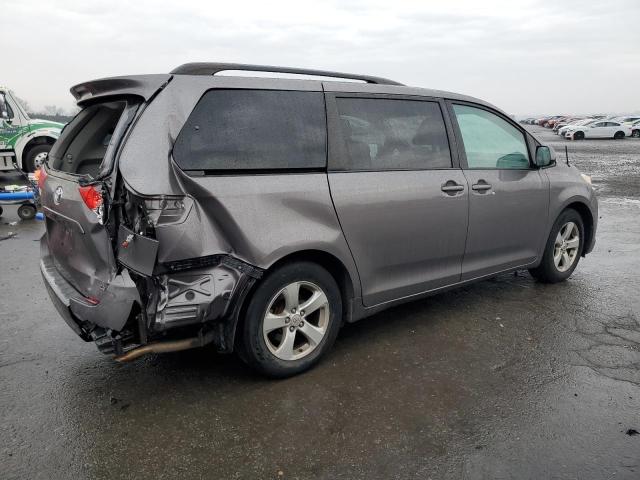 Photo 3 from auction – 2011 TOYOTA SIENNA LE with VIN 5TDKK3DC2BS006665