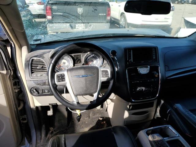 Photo 8 from auction – 2014 CHRYSLER TOWN & COU with VIN 2C4RC1BG5ER424186