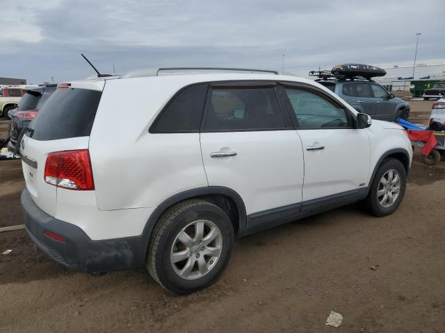 Photo 3 from auction – 2013 KIA SORENTO LX with VIN 5XYKTDA28DG315426