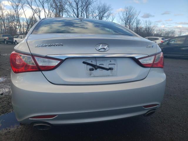 Photo 6 from auction – 2012 HYUNDAI SONATA SE with VIN 5NPEC4AB0CH423169