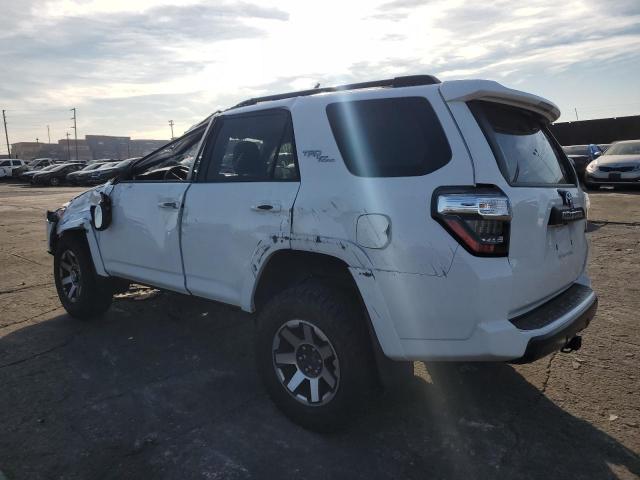 Photo 2 from auction – 2019 TOYOTA 4RUNNER SR with VIN JTEBU5JR5K5643856