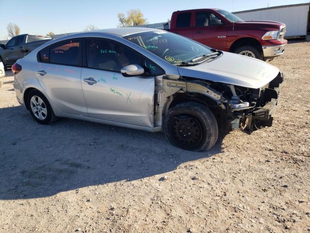 Photo 4 from auction – 2017 KIA FORTE LX with VIN 3KPFK4A7XHE012117
