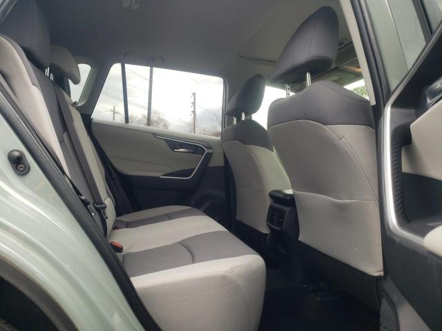 Photo 11 from auction – 2019 TOYOTA RAV4 XLE with VIN JTMP1RFV3KD040801