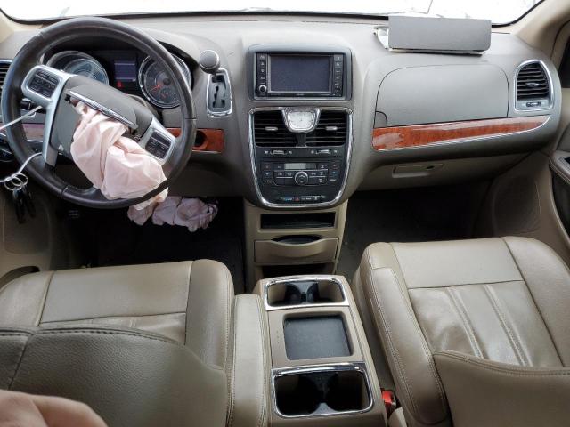 Photo 8 from auction – 2013 CHRYSLER TOWN & COU with VIN 2C4RC1BGXDR539929