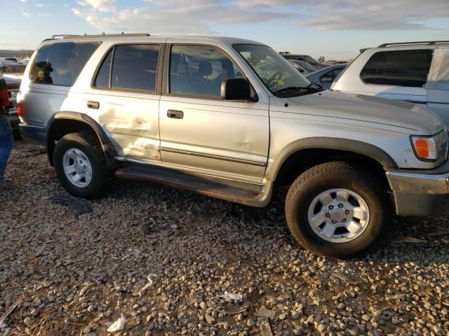 Photo 4 from auction – 1999 TOYOTA 4RUNNER SR with VIN JT3HM84R4X0032964