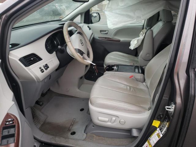 Photo 7 from auction – 2013 TOYOTA SIENNA XLE with VIN 5TDYK3DC7DS327128