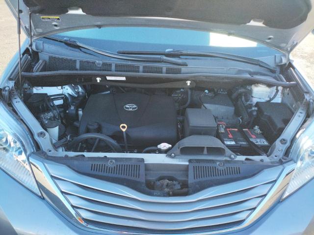 Photo 12 from auction – 2017 TOYOTA SIENNA LE with VIN 5TDKZ3DC0HS822438