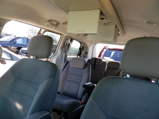 Photo 10 from auction – 2010 CHRYSLER TOWN & COU with VIN 2A4RR5D14AR491462
