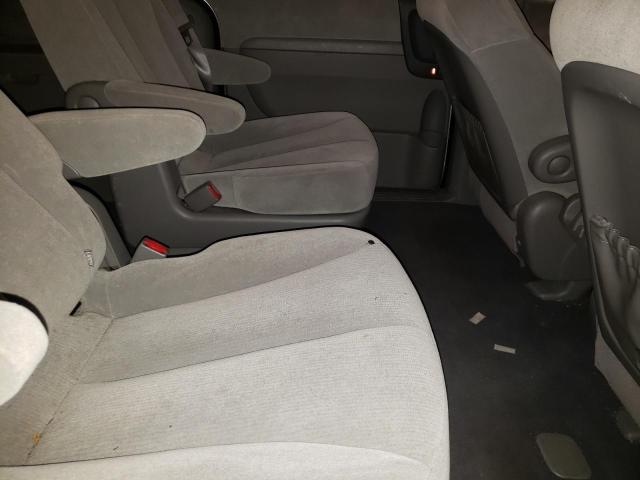 Photo 11 from auction – 2008 KIA SEDONA EX with VIN KNDMB233386230900