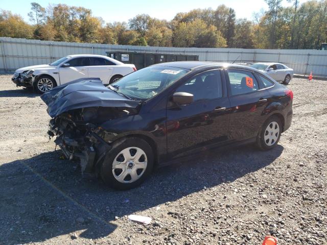 FORD FOCUS S 2015 with VIN 1FADP3E2XFL353948 - Photo from auction