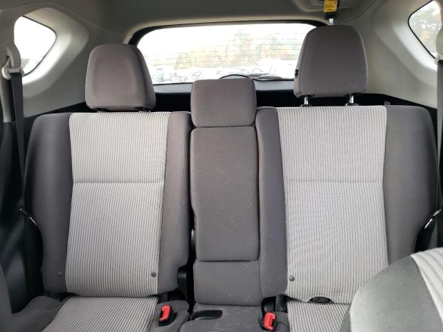 Photo 10 from auction – 2015 TOYOTA RAV4 LE with VIN 2T3ZFREV2FW151666