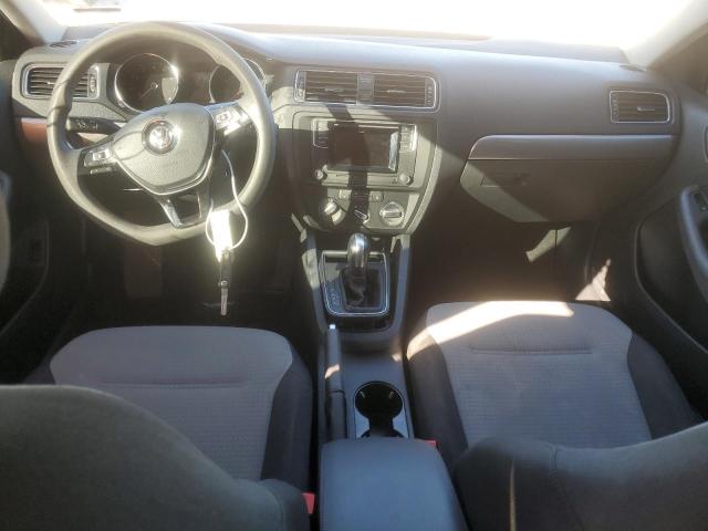 Photo 8 from auction – 2017 VOLKSWAGEN JETTA S with VIN 3VW2B7AJXHM221081