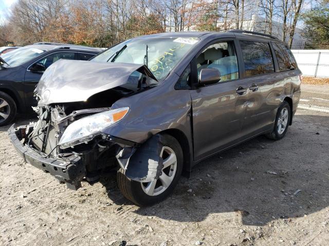 Photo 1 from auction – 2015 TOYOTA SIENNA LE with VIN 5TDKK3DC8FS676307