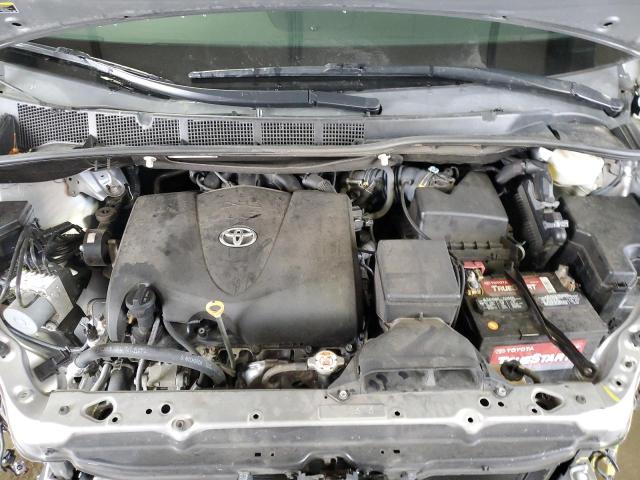 Photo 12 from auction – 2018 TOYOTA SIENNA LE with VIN 5TDKZ3DC4JS957833