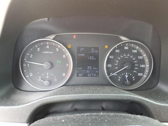 Photo 9 from auction – 2017 HYUNDAI ELANTRA with VIN 5NPD84LF6HH057657