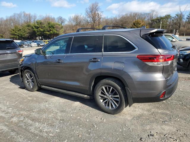 Photo 2 from auction – 2019 TOYOTA HIGHLANDER with VIN 5TDJZRFH0KS588154