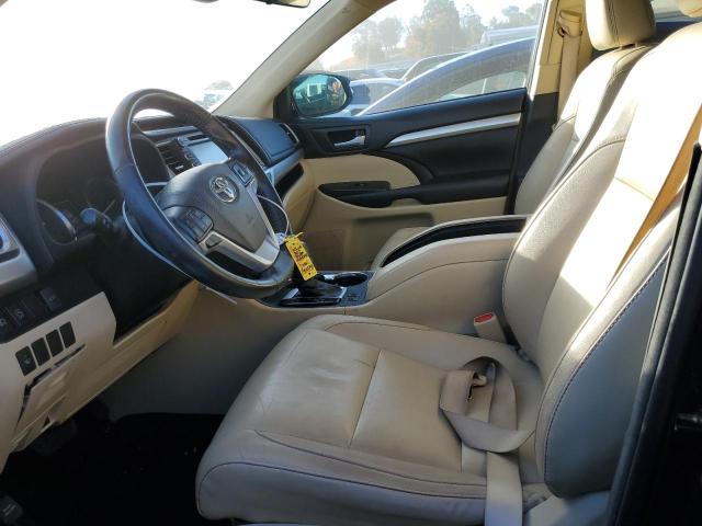 Photo 7 from auction – 2017 TOYOTA HIGHLANDER with VIN 5TDKZRFH6HS520471