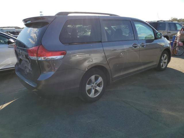 Photo 3 from auction – 2011 TOYOTA SIENNA with VIN 5TDKK3DC0BS168861