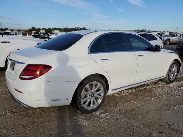 Photo 3 from auction – 2018 MERCEDES-BENZ E 300 with VIN WDDZF4JB8JA351902