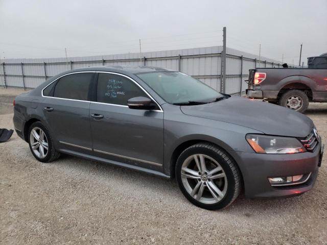 Photo 4 from auction – 2013 VOLKSWAGEN PASSAT SEL with VIN 1VWCN7A30DC144889