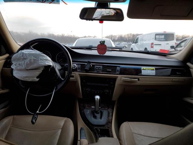 Photo 8 from auction – 2006 BMW 325 I with VIN WBAVB13576KX69392