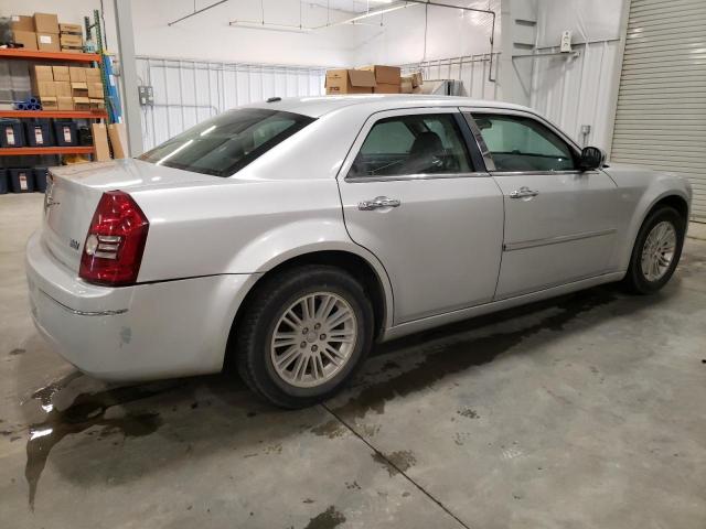 Photo 3 from auction – 2010 CHRYSLER 300 TOURIN with VIN 2C3CA5CV4AH326450